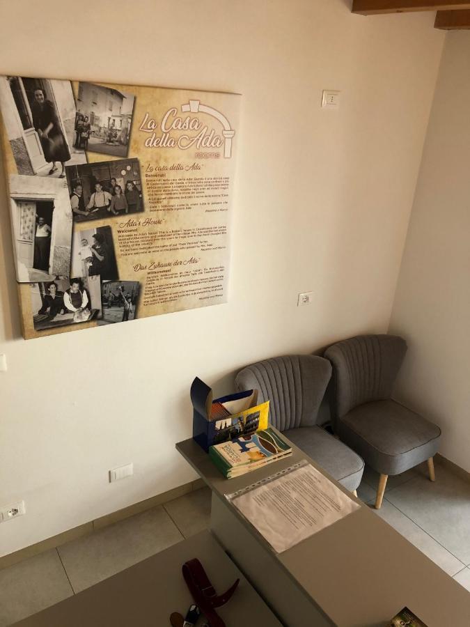 La Casa Della Ada Hotel Castelnuovo del Garda Bagian luar foto