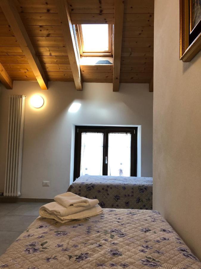 La Casa Della Ada Hotel Castelnuovo del Garda Bagian luar foto